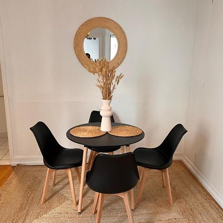 Chic Apartment On The Famous Shopping Rue Du Faubourg Saint-Honore Street 巴黎 外观 照片